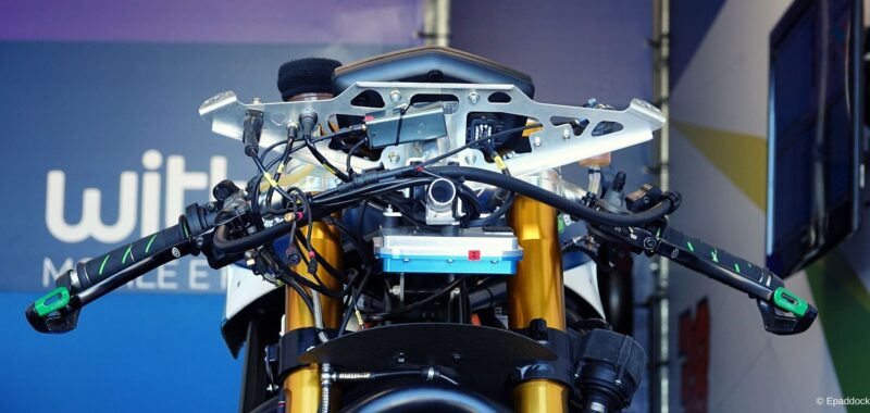 Know to improve: the data acquisition system of MotoE