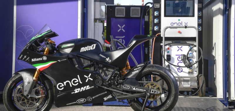 Enel X launches the new charging system for the MotoE