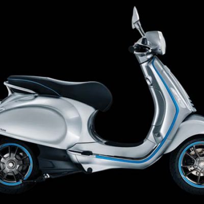 10 medium electric scooters 2022: data and prices / VESPA PIAGGIO