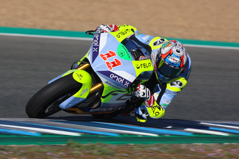 Matteo Ferrari durante i test della MotoE a Jerez