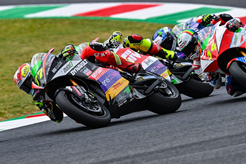 Dominique Aegerter con la MotoE del team Dynavolt Intact GP