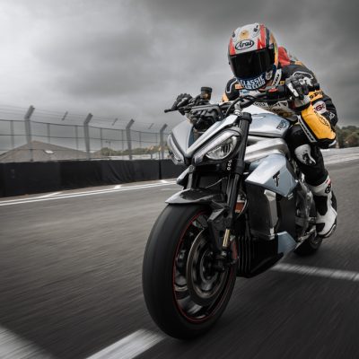 TRIUMPH TE-1: the English electric motorcycle has completed road tests