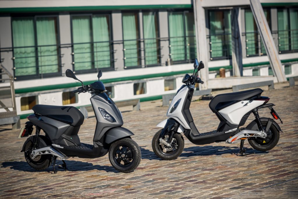 Record sales for the Piaggio 1 Active, the best-selling average electric scooter in 2022