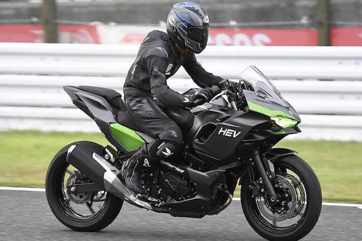 Case motociclistiche impegnate nella mobilità elettrica: Kawasaki