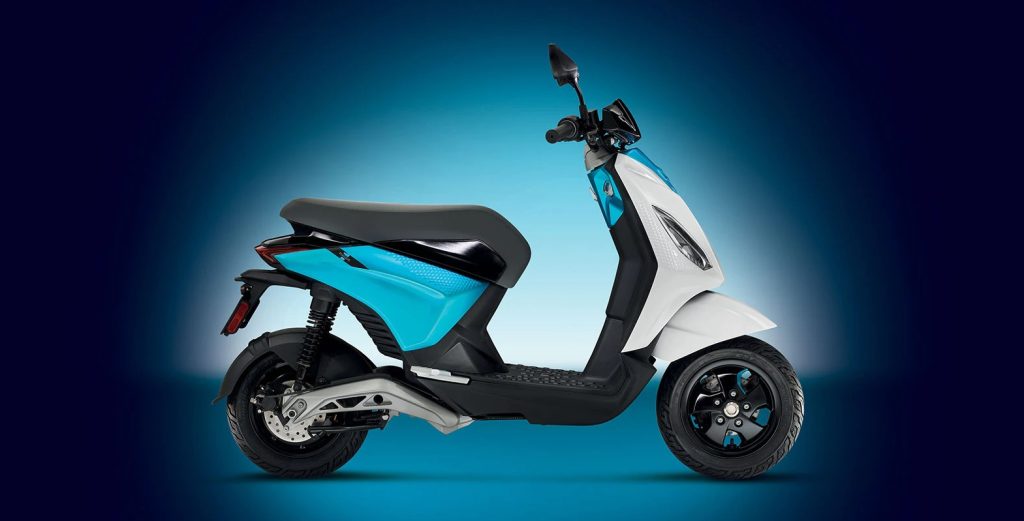The Piaggio 1 Active, the best-selling medium electric scooter in 2022
