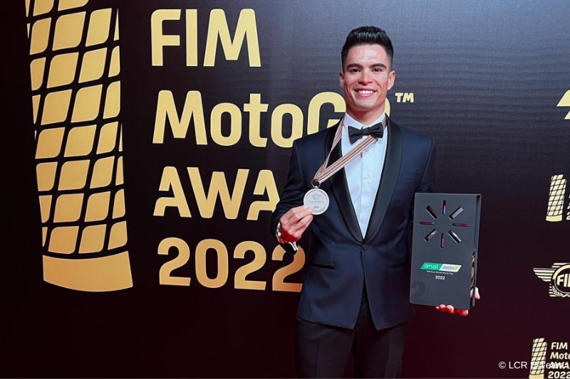 Eric Granato during the awards ceremony for second place in the 2022 season of the MotoE