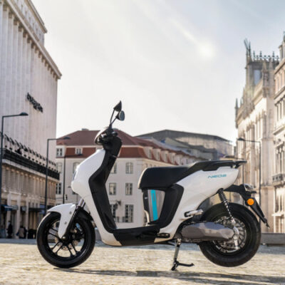 Ecobonus 2023: al via oggi le domande per gli incentivi per moto e scooter elettrici