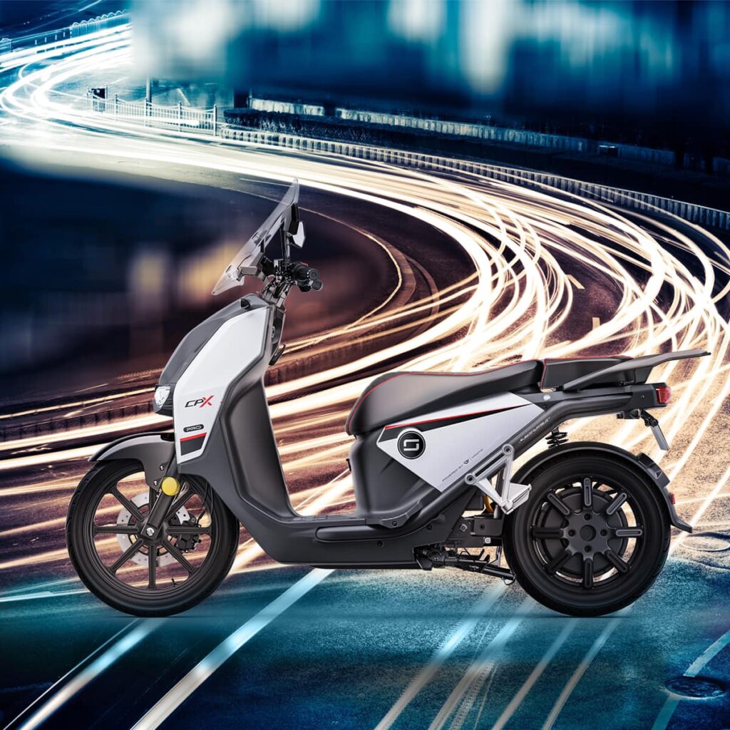 Lo scooter elettrio Vmoto Soco CPx 2023 (Foto: Vmoto Soco)