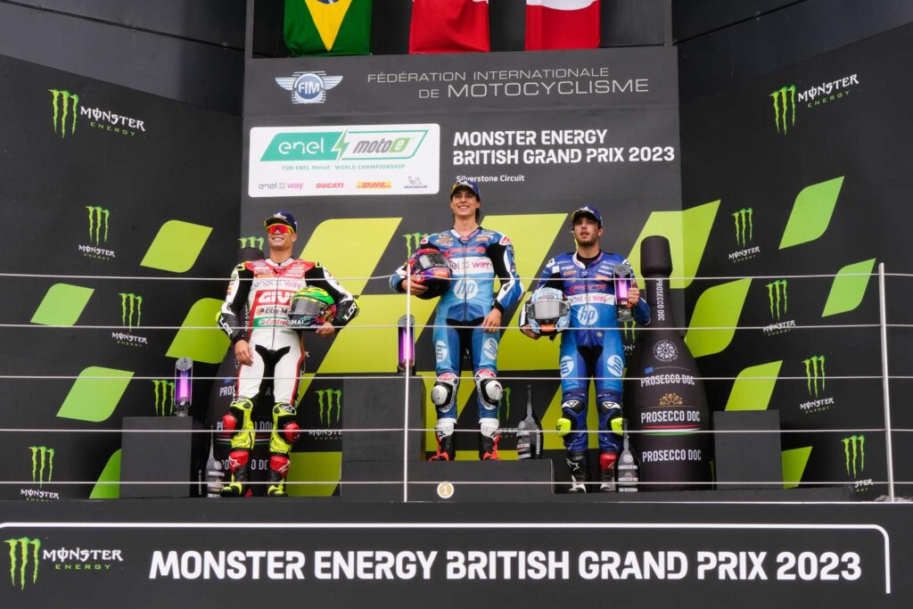 Mattia Casadei ha conquistato a Silverstone la sua prima vittoria nella stagione 2023 della MotoE