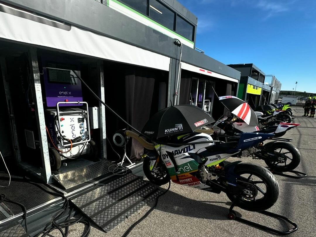 La MotoE all'Autodromo do Algarve di Portimao per i test della stagione 2024