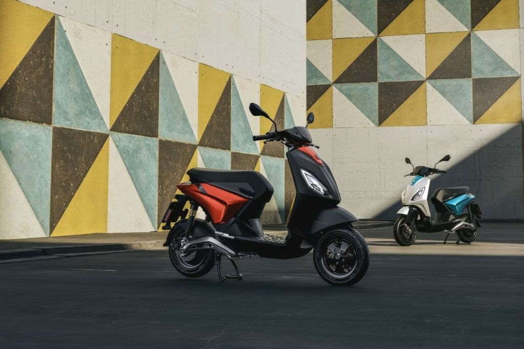 10 scooter elettrici da acquistare con gli incentivi 2024 / Piaggio 1