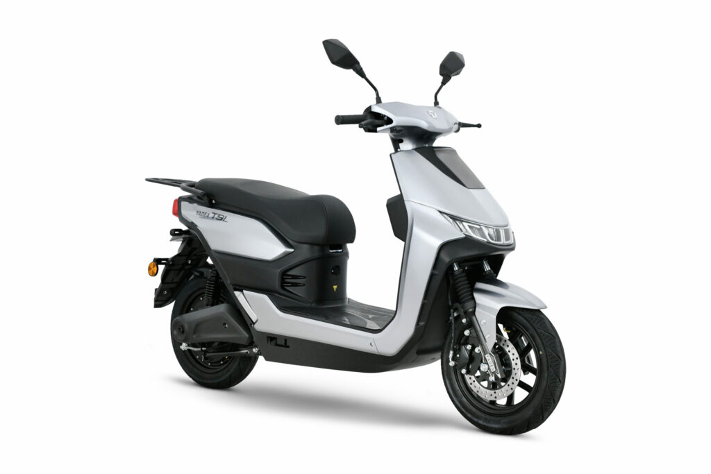 10 scooter elettrici da acquistare con gli incentivi 2024 / YADEA T9L Plus