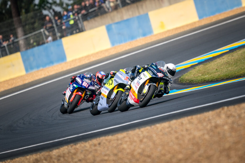 Hector Garzò, Matteo Ferrari e Jordi Torres con la Ducati MotoE a Le Mans