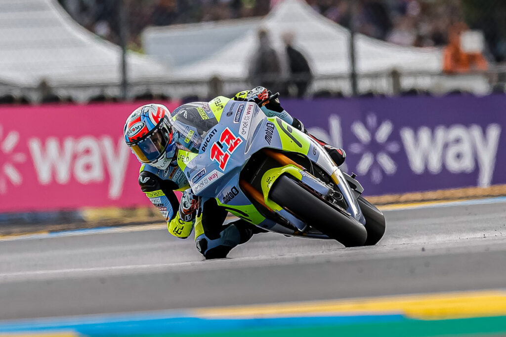 Matteo Ferrari con la Ducati V21L del team Felo Gresini MotoE a Le Mans 